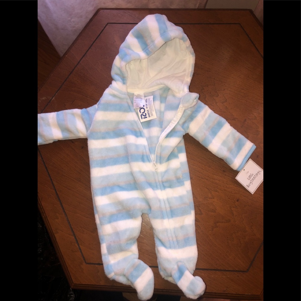 Baby Onesie 0-3 m ❗️❗️  8/ $25 sale ❗️❗️